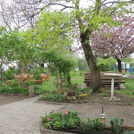 فندق Aux Deux Clefs