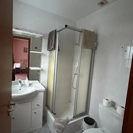 Aux Deux Clefs ホテル