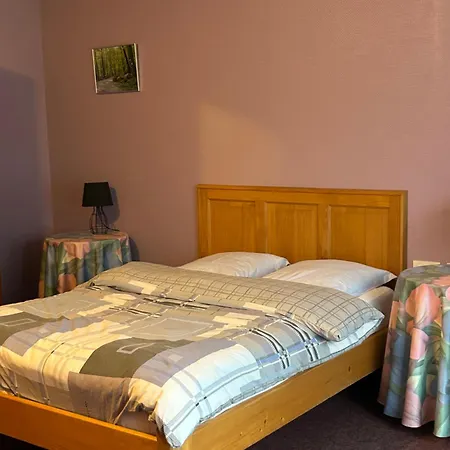 Aux Deux Clefs Hotell